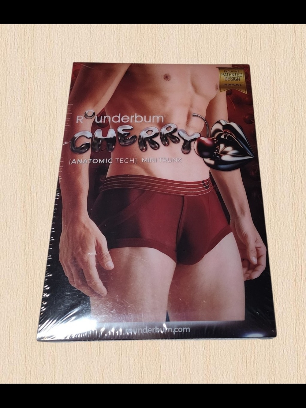 Rounderbum Cherry Anatomic Tech Mini Trunk - Red